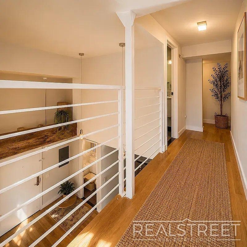 96 Dupont Street - Photo 3