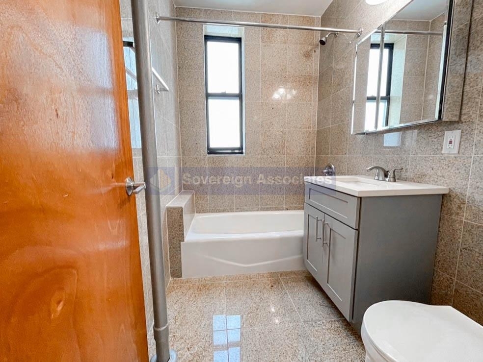664 West 163rd Street - Photo 6