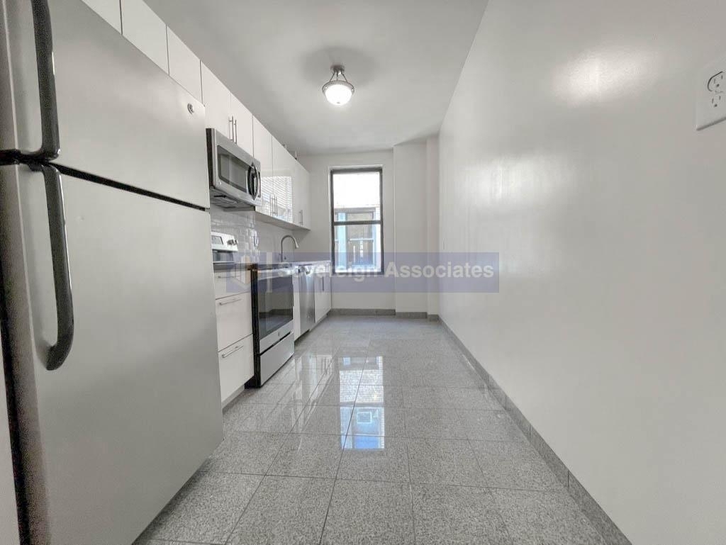 664 West 163rd Street - Photo 3