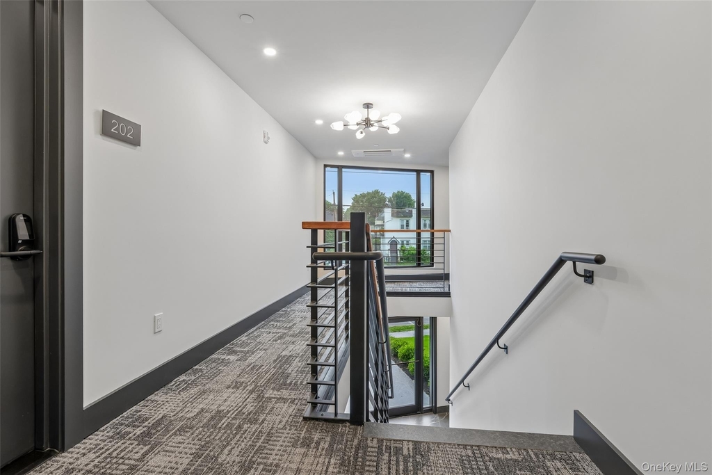 325 Manville Road - Photo 5