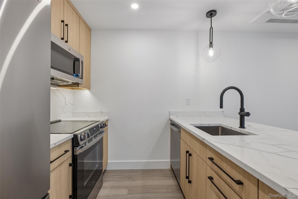 325 Manville Road - Photo 8