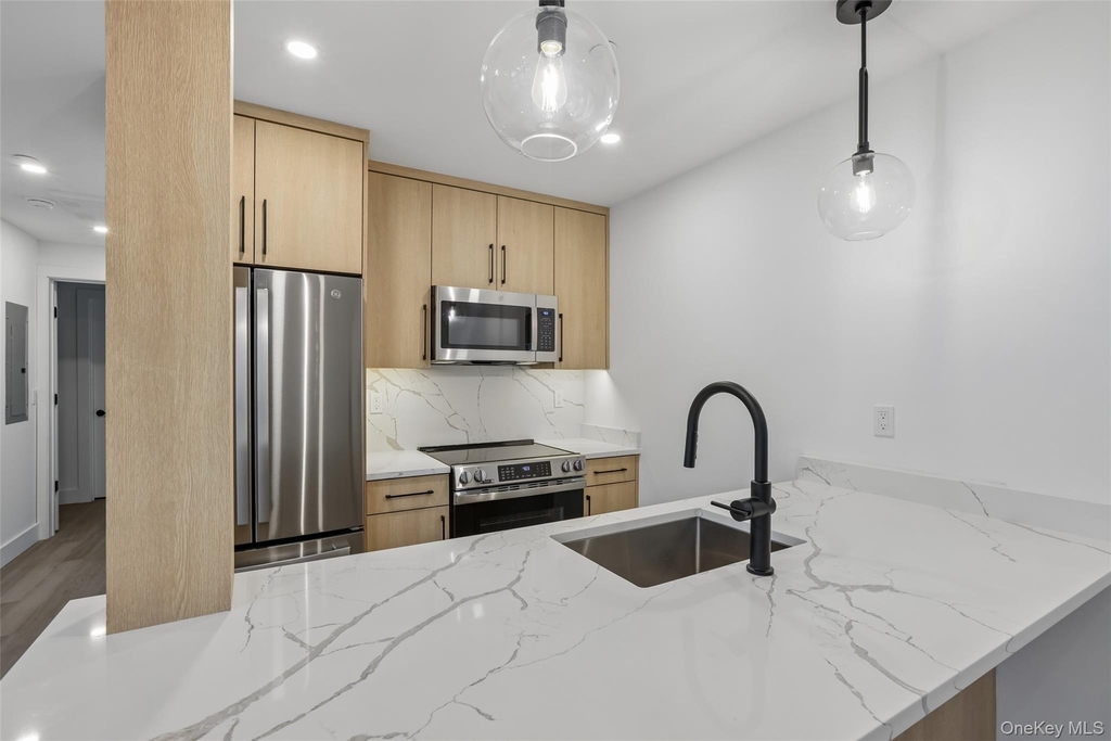 325 Manville Road - Photo 7