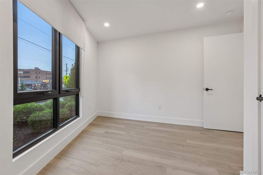 325 Manville Road - Photo 18