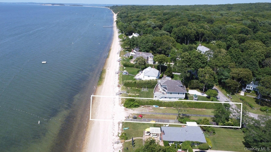 18 Bay View Road - Photo 2