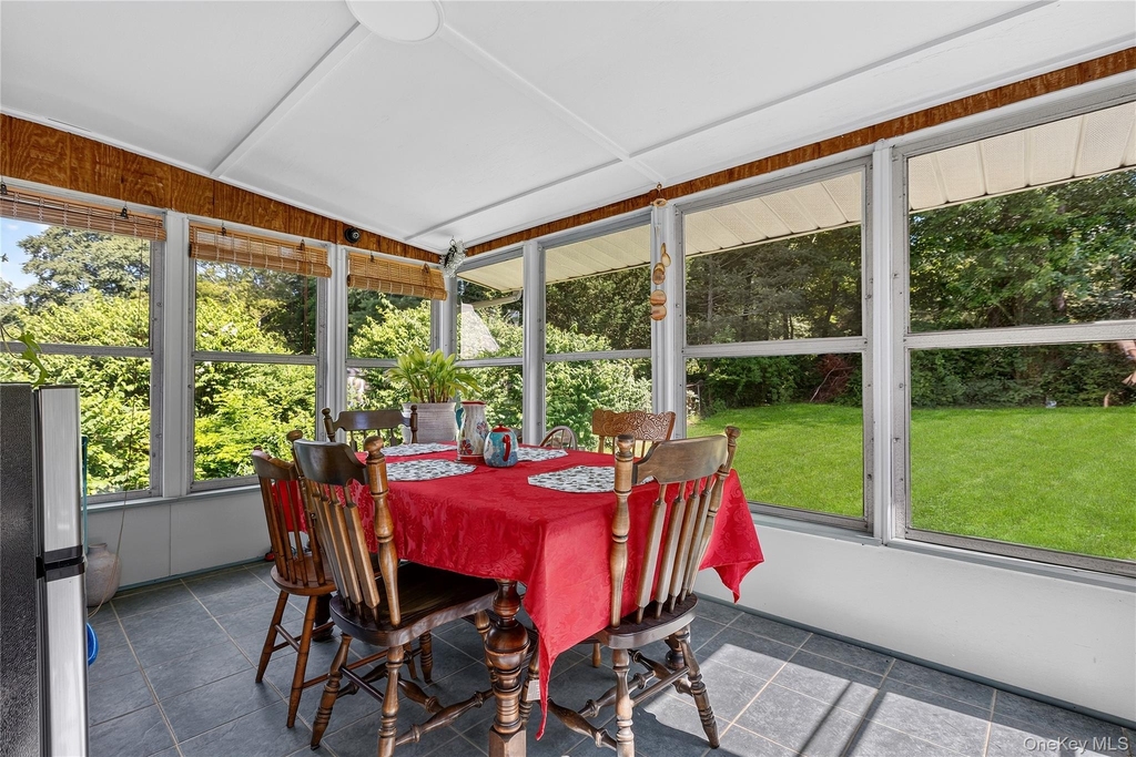 9 Cross Lane - Photo 17