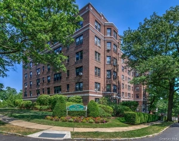 11 Alden Road - Photo 0