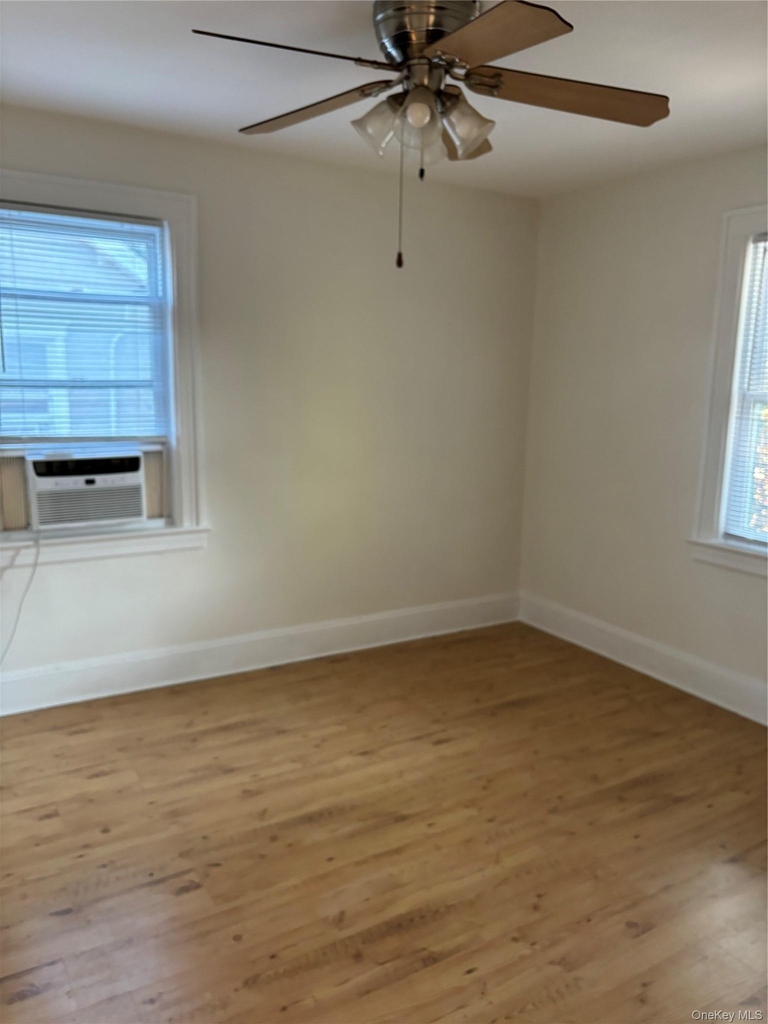 181 Violet Avenue - Photo 6