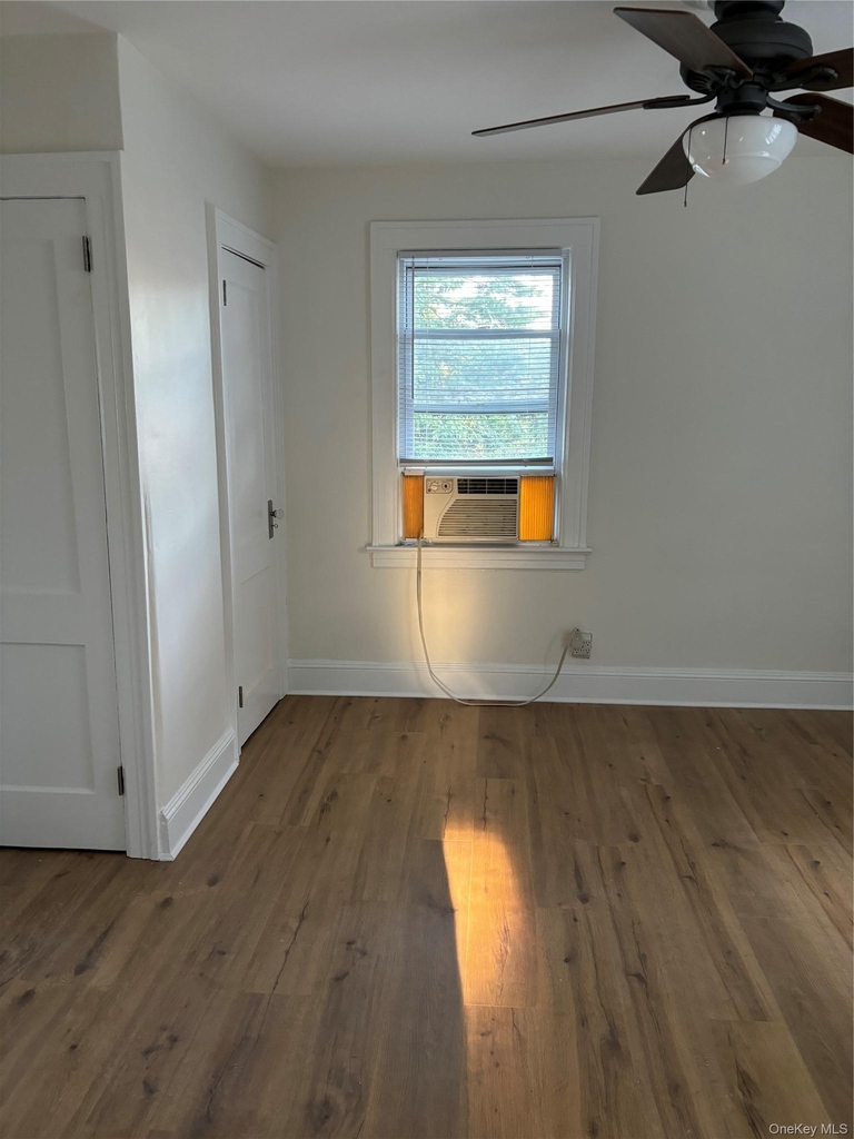 181 Violet Avenue - Photo 8