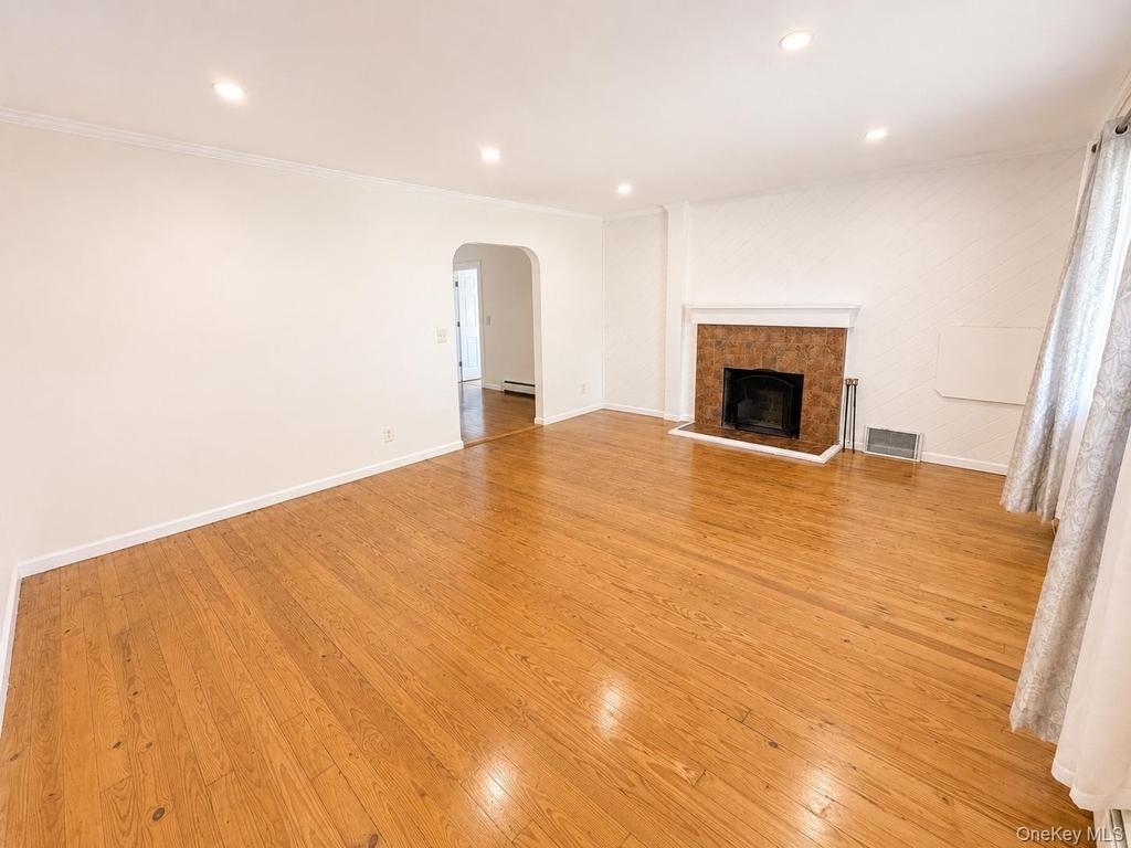 52 Hoffman Lane - Photo 4