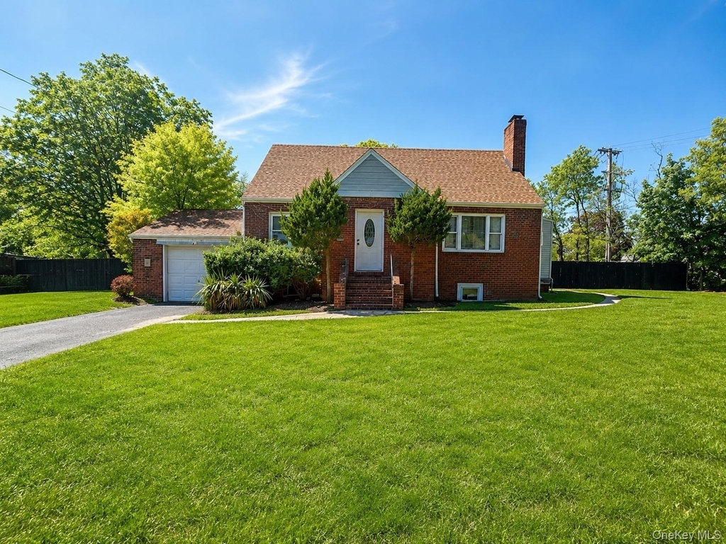 52 Hoffman Lane - Photo 0