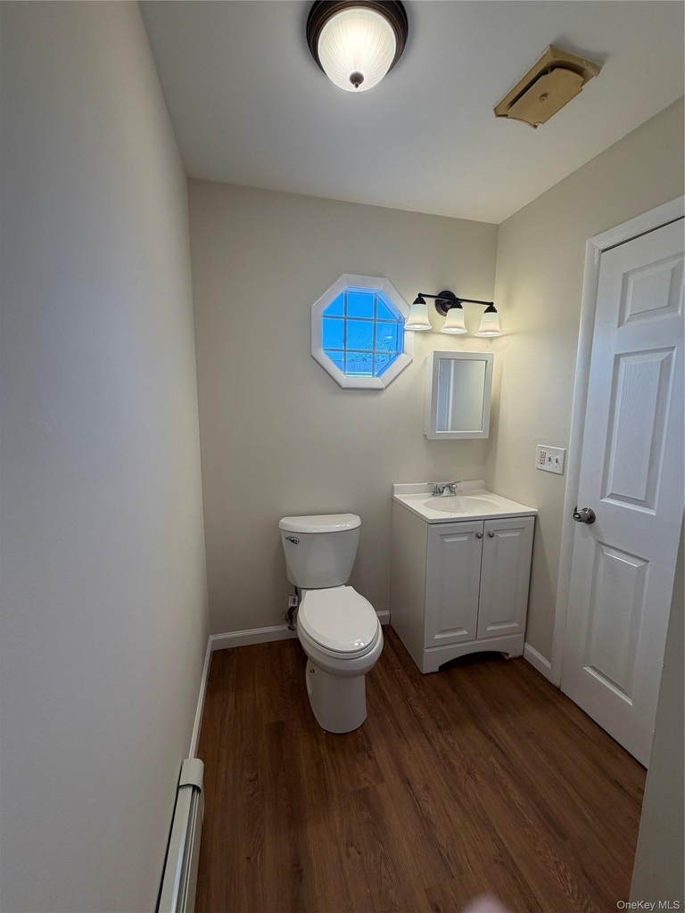502 Harbor View Court - Photo 7