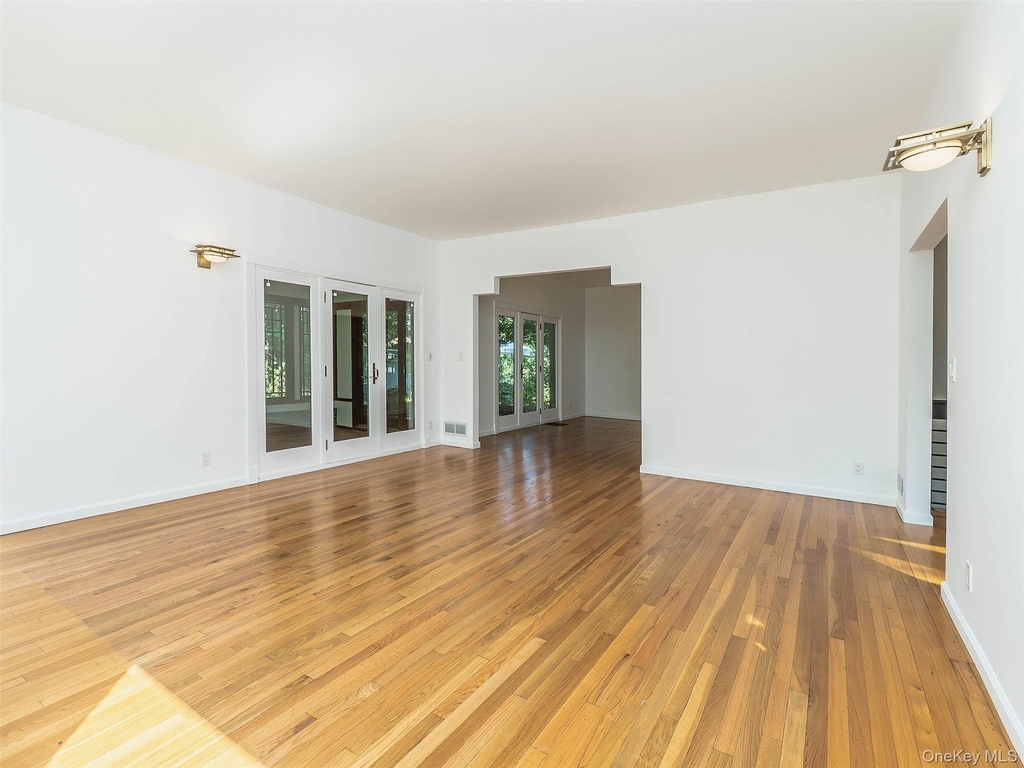 3 West Drive - Photo 8