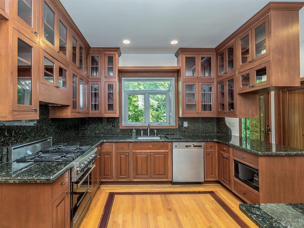 3 West Drive - Photo 16