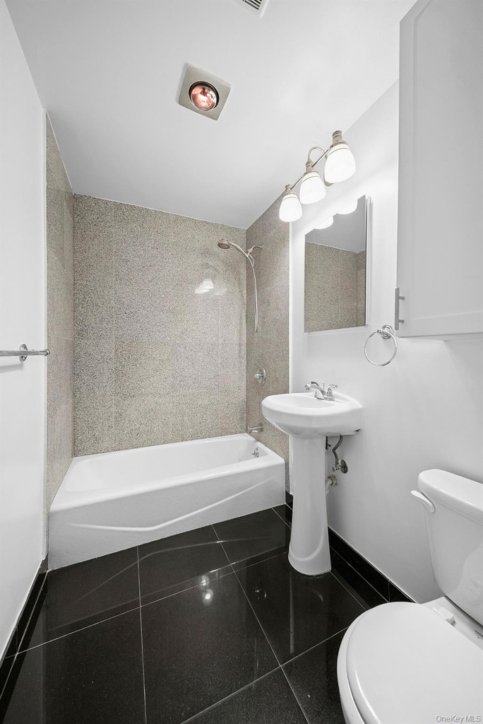 657 Chestnut Street - Photo 4