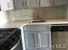 152-72 Melbourne Avenue - Photo 3