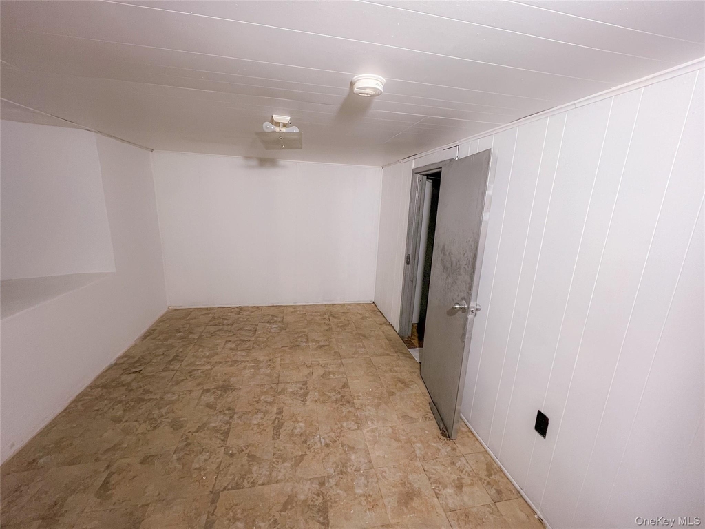 109 L Street - Photo 9
