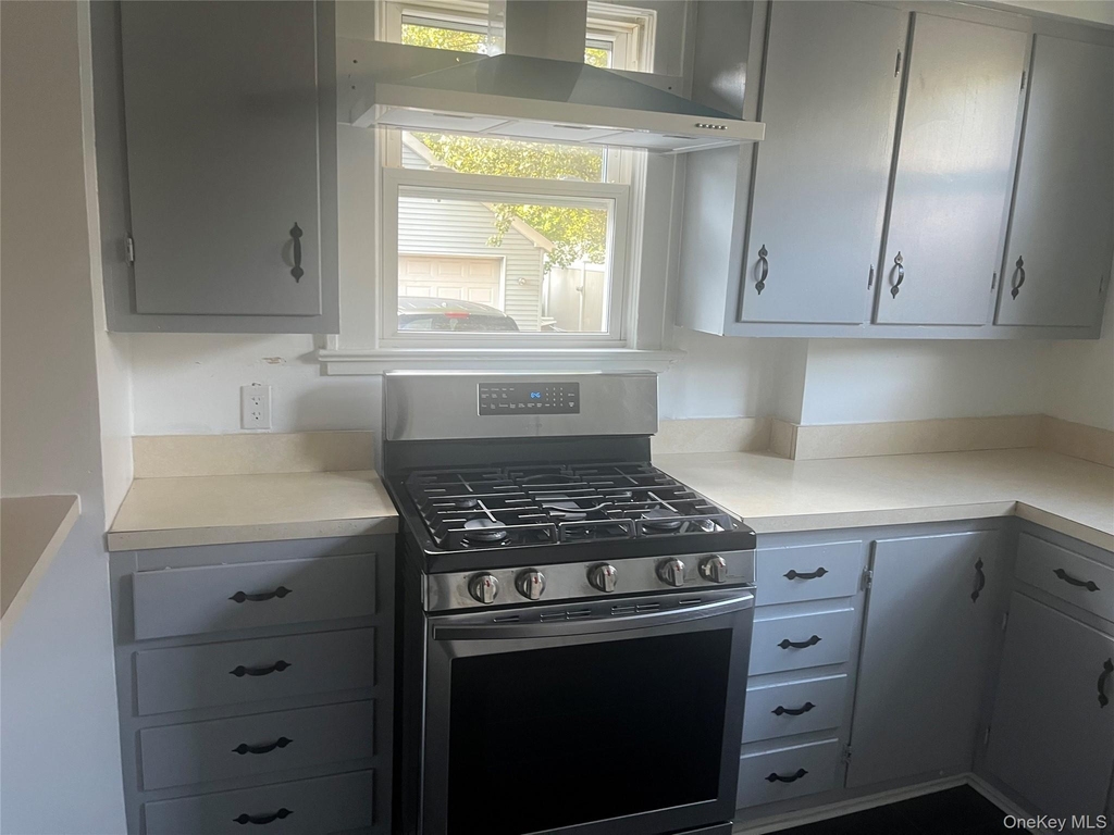 69 Hunt Avenue - Photo 3