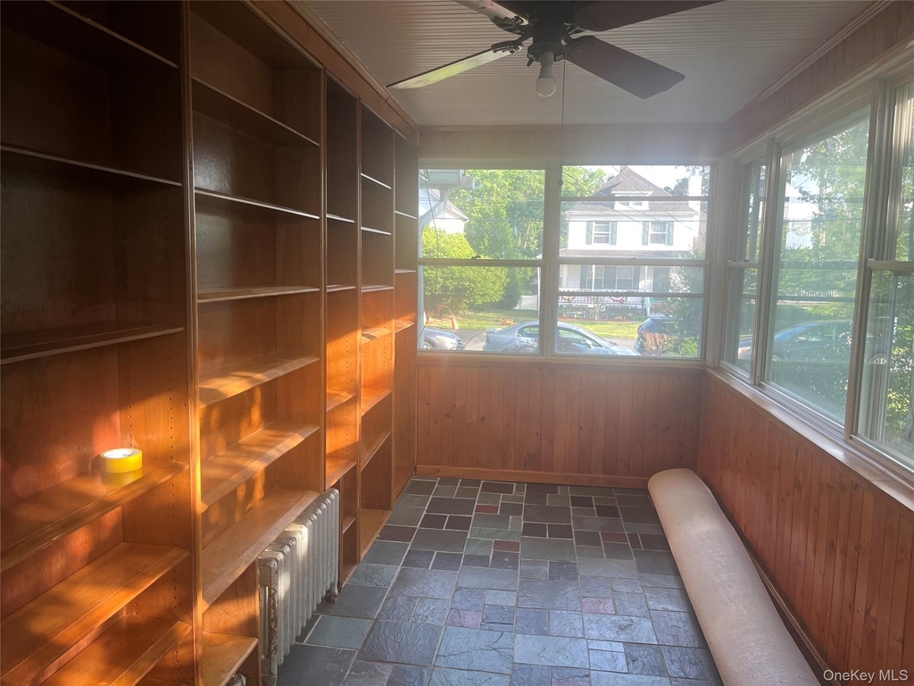 69 Hunt Avenue - Photo 8