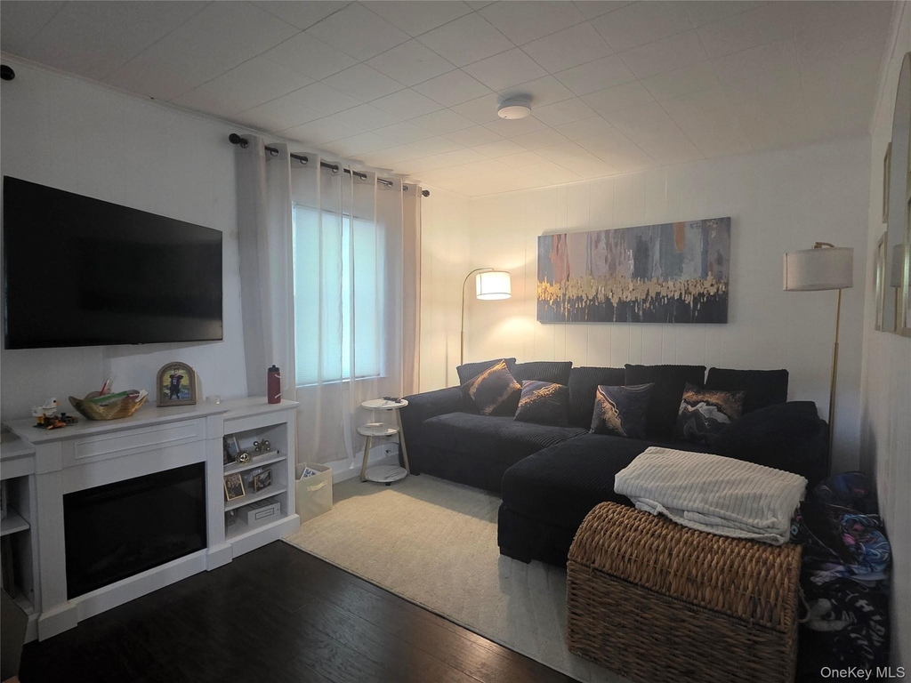 196 Deforest Road - Photo 6
