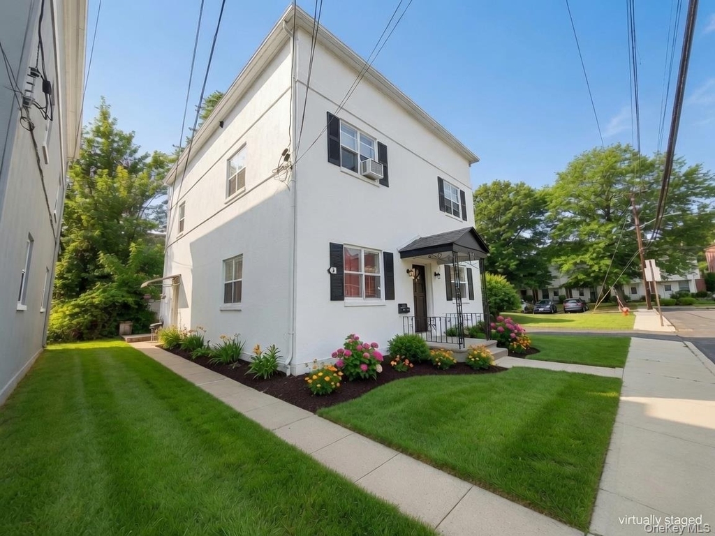 31 Spring St, #1 - Photo 16
