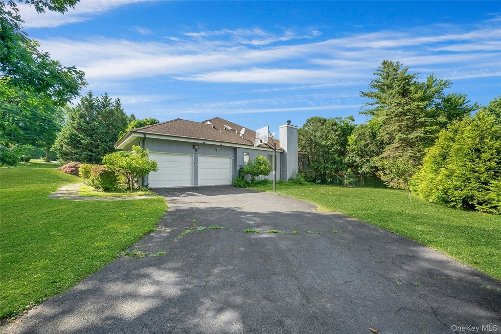 2 Meadowwood Lane - Photo 23
