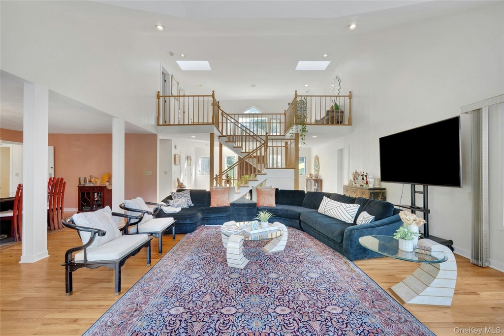2 Meadowwood Lane - Photo 5