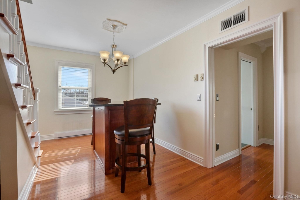 411 Albany Avenue - Photo 10