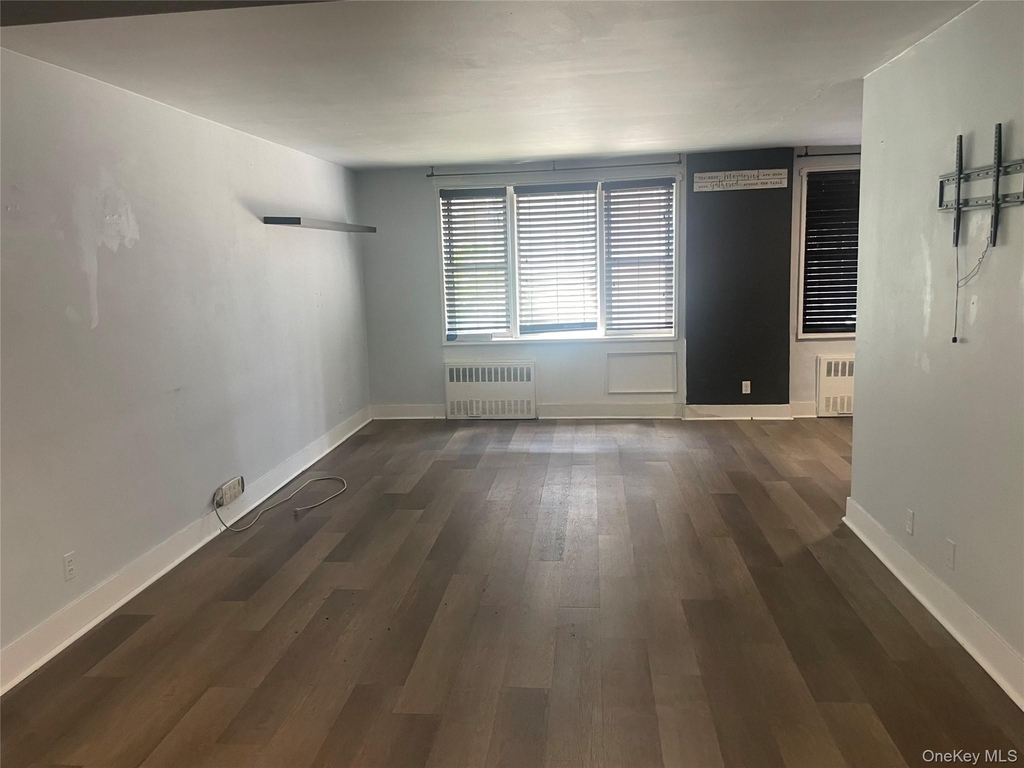 1 Sadore Lane - Photo 2