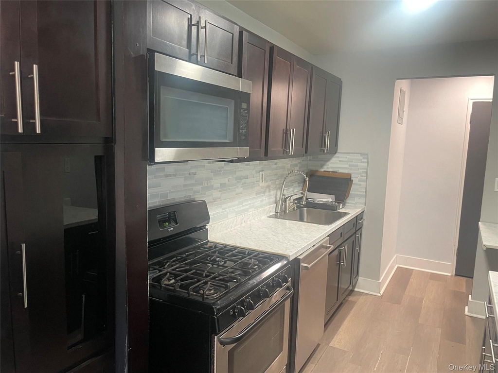 1 Sadore Lane - Photo 9
