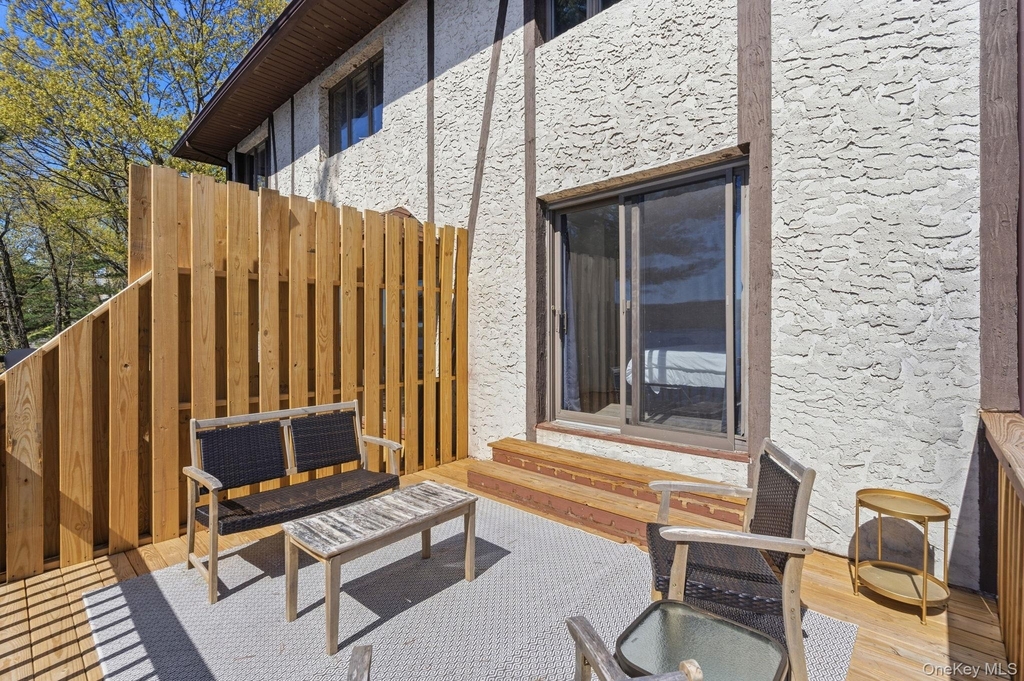 194 Jersey Avenue - Photo 9