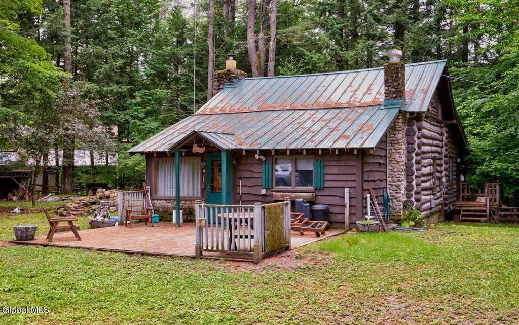 33 Chuckwagon Trail - Photo 1