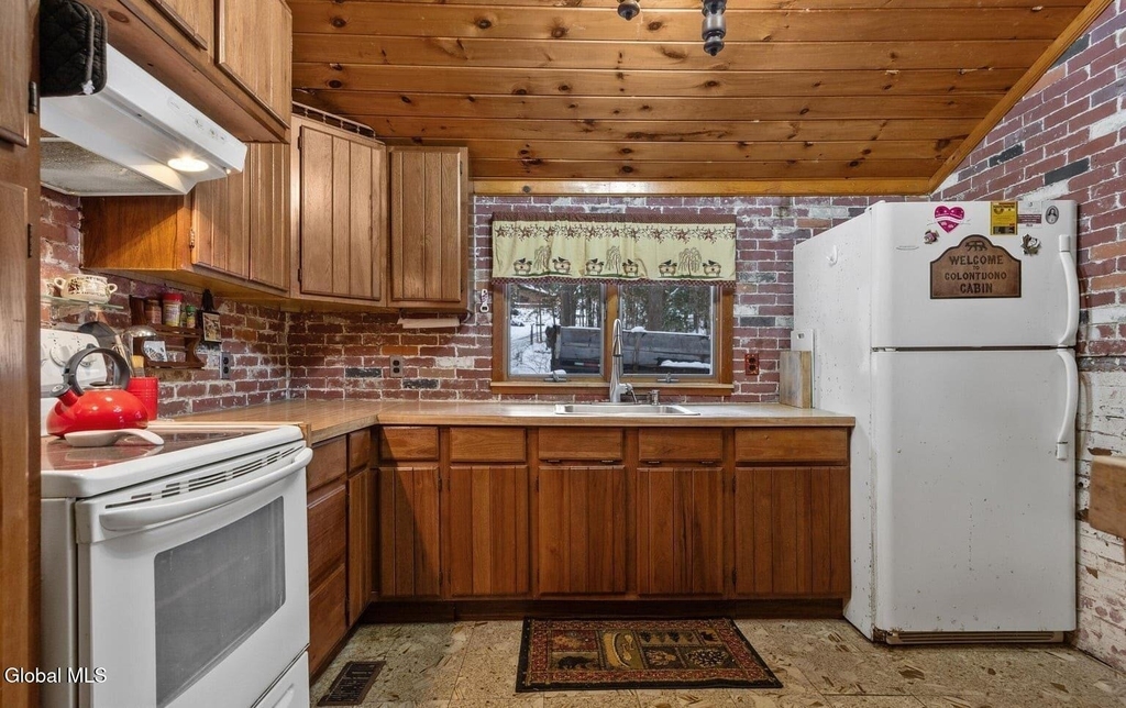 33 Chuckwagon Trail - Photo 15