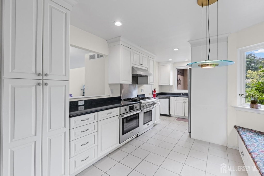 130 Sayre Drive - Photo 14
