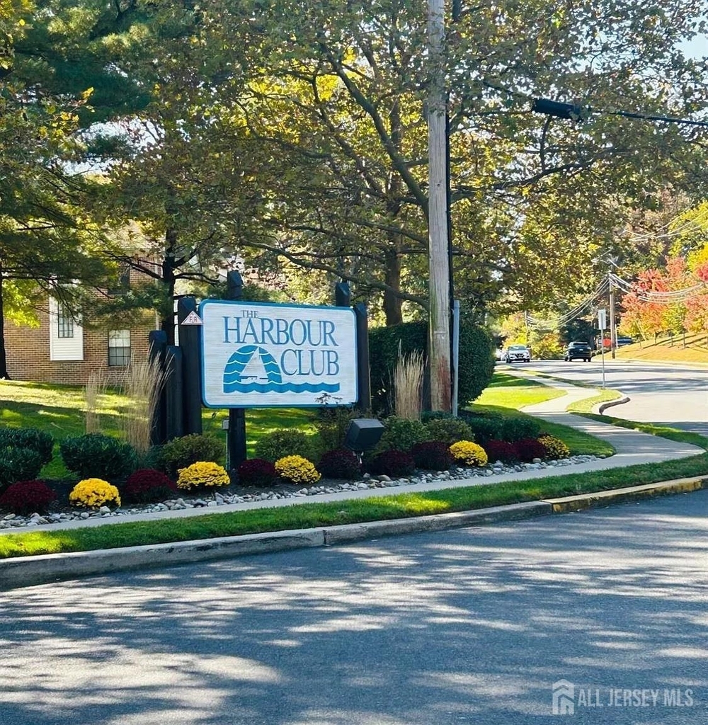 2510 Lighthouse Lane - Photo 9