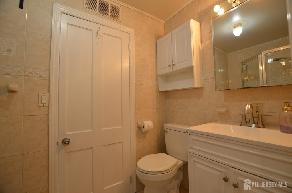 259 Main Street - Photo 8