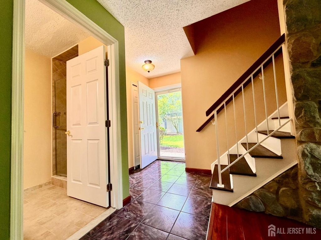 191 Prestwick Way - Photo 1