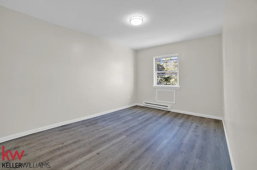 94-27 83rd Street - Photo 3