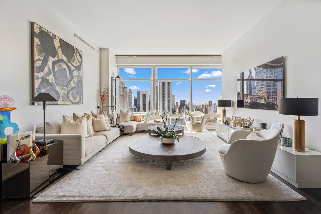 151 E 58th Street - Photo 0