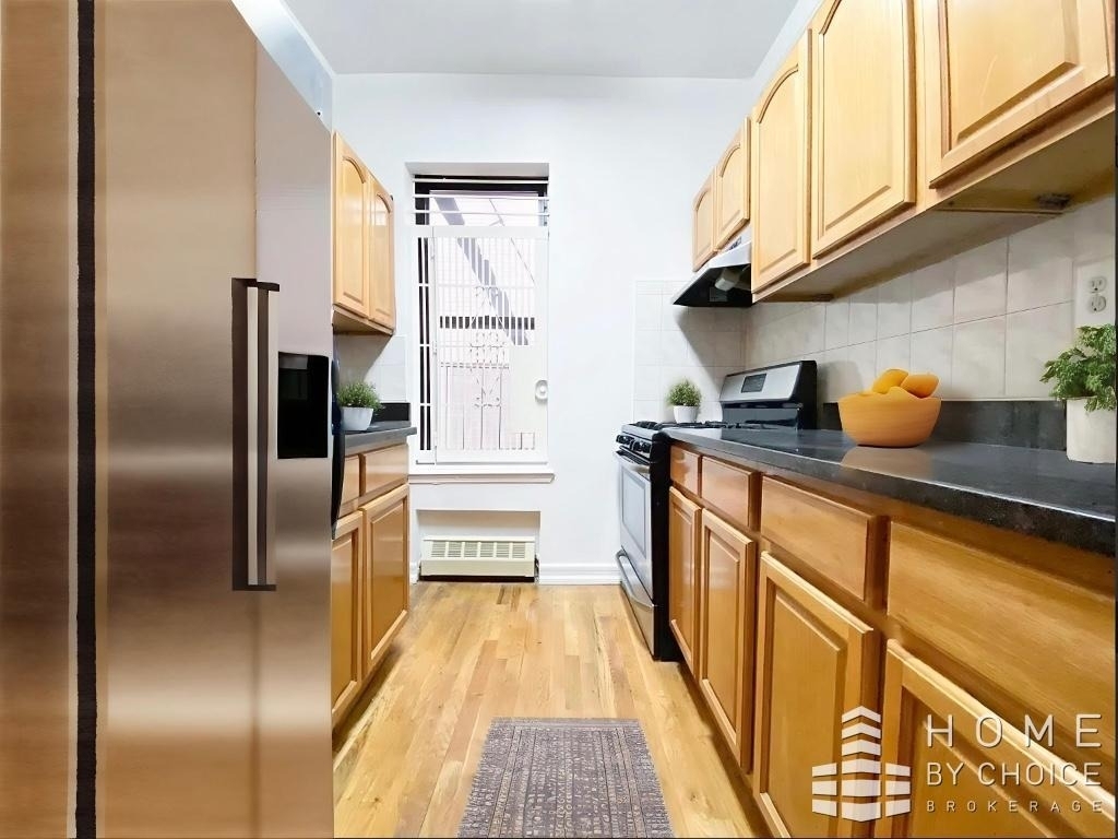 350 W 110th Street - Photo 1