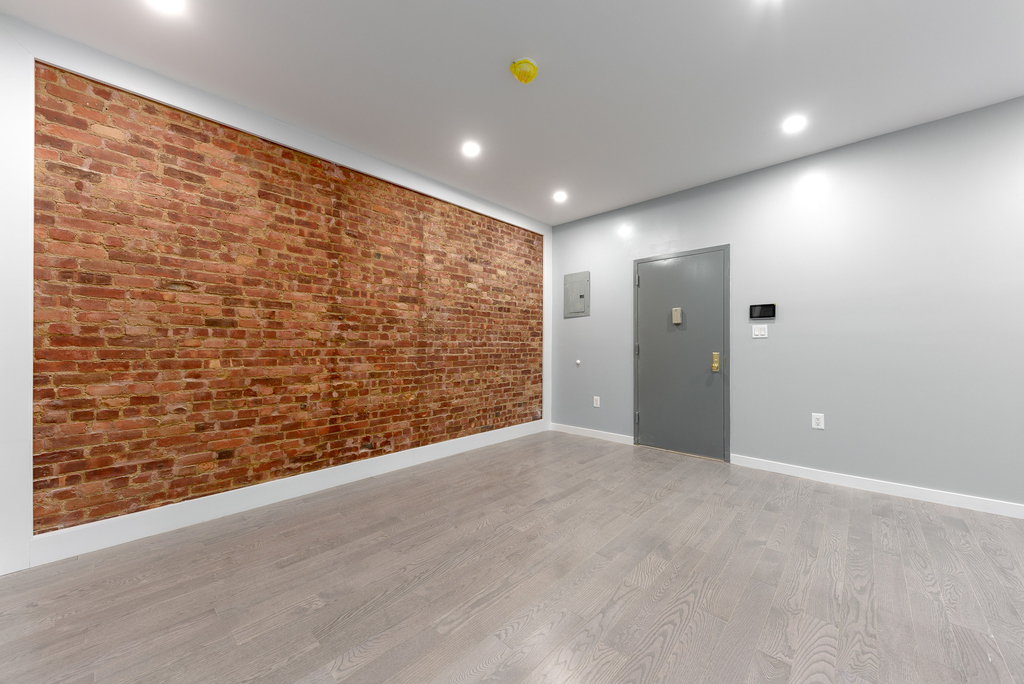 1301 Park Place - Photo 1