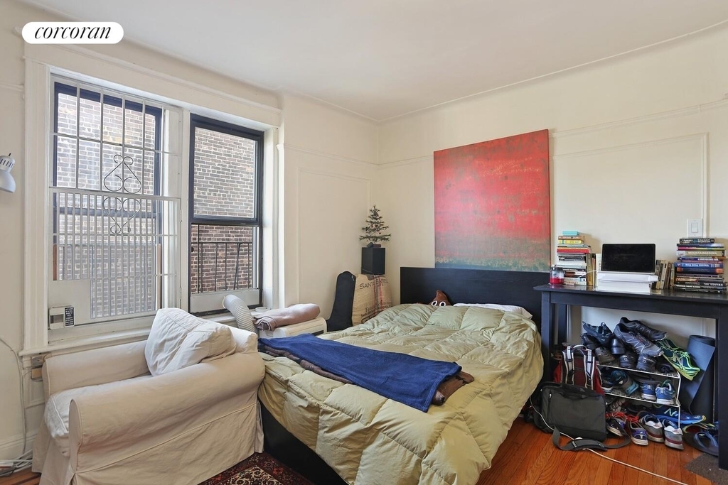49 Willow Street - Photo 1