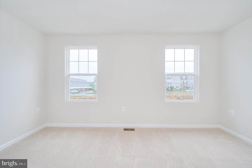 82 Coolidge Avenue - Photo 22