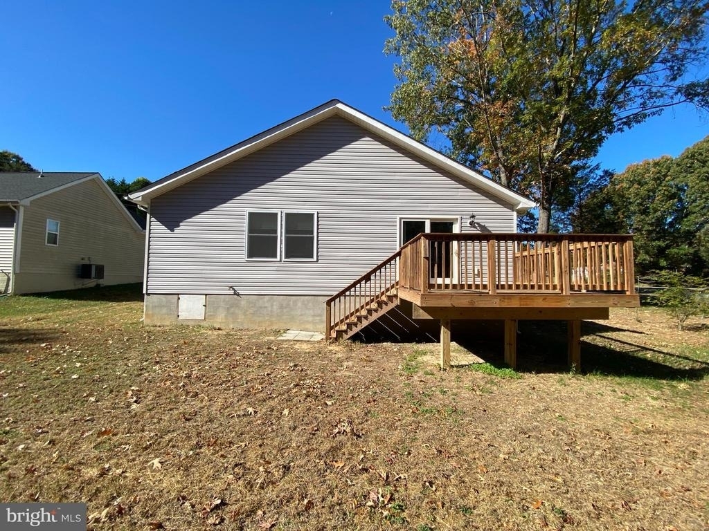 77 Lakeview Drive - Photo 9