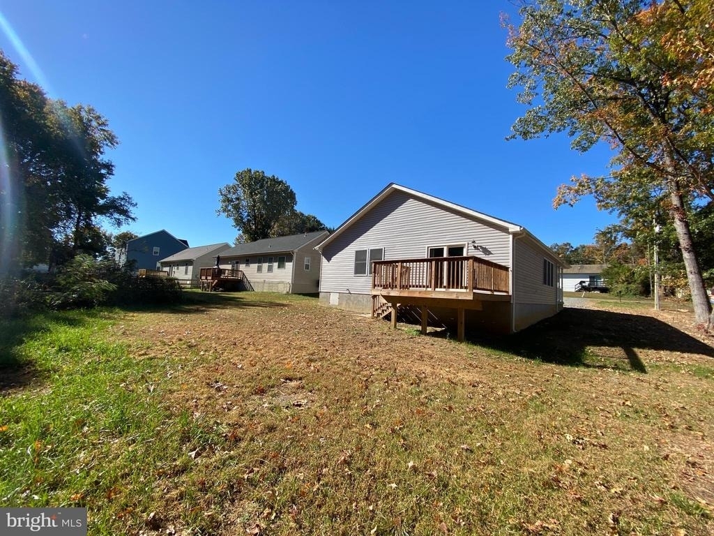 77 Lakeview Drive - Photo 8