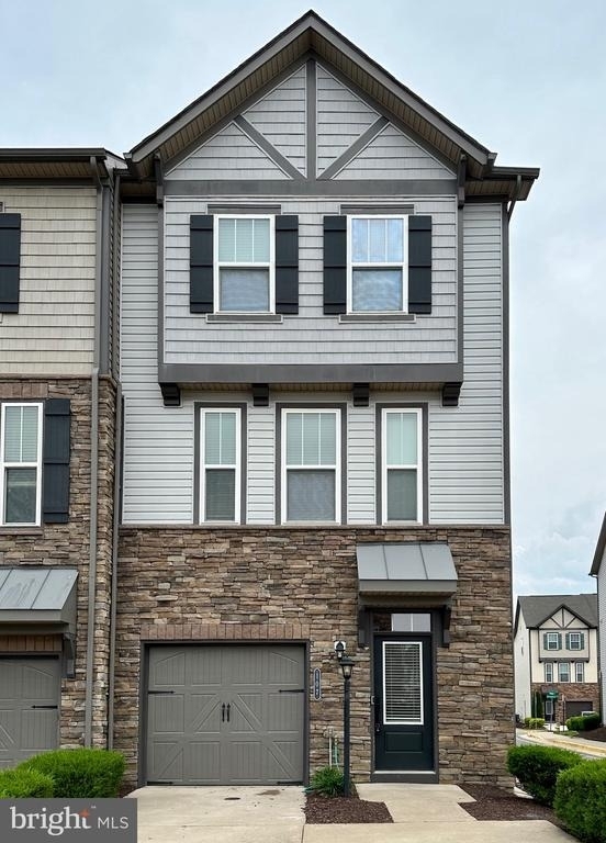 107 Foundry Lane - Photo 0