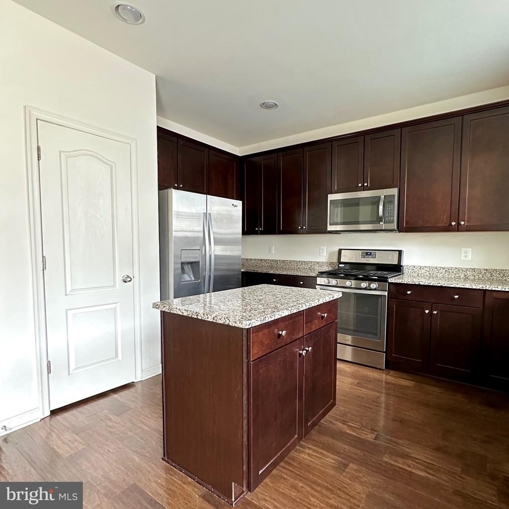 107 Foundry Lane - Photo 2