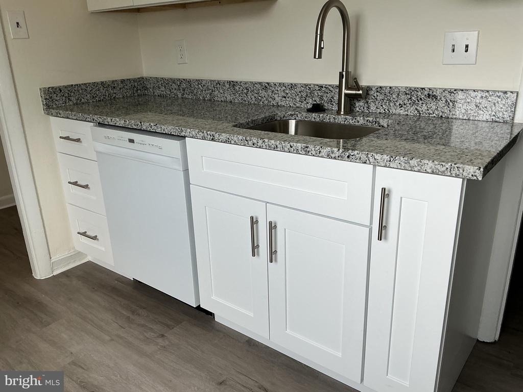 18 Wayside Court - Photo 11