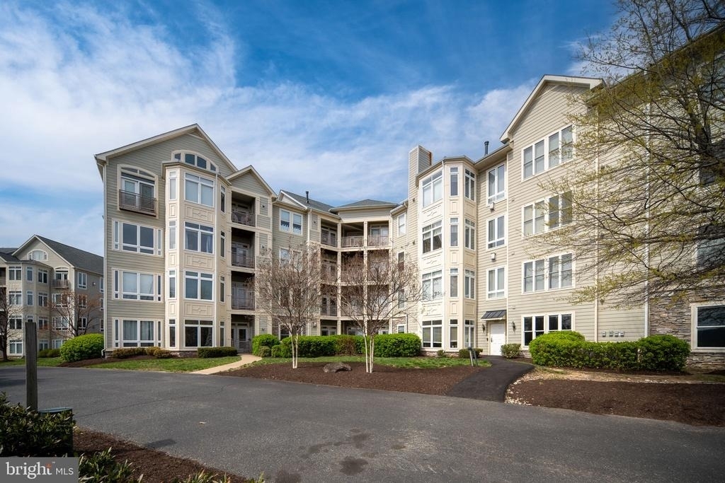 1621 Ladue - Photo 3