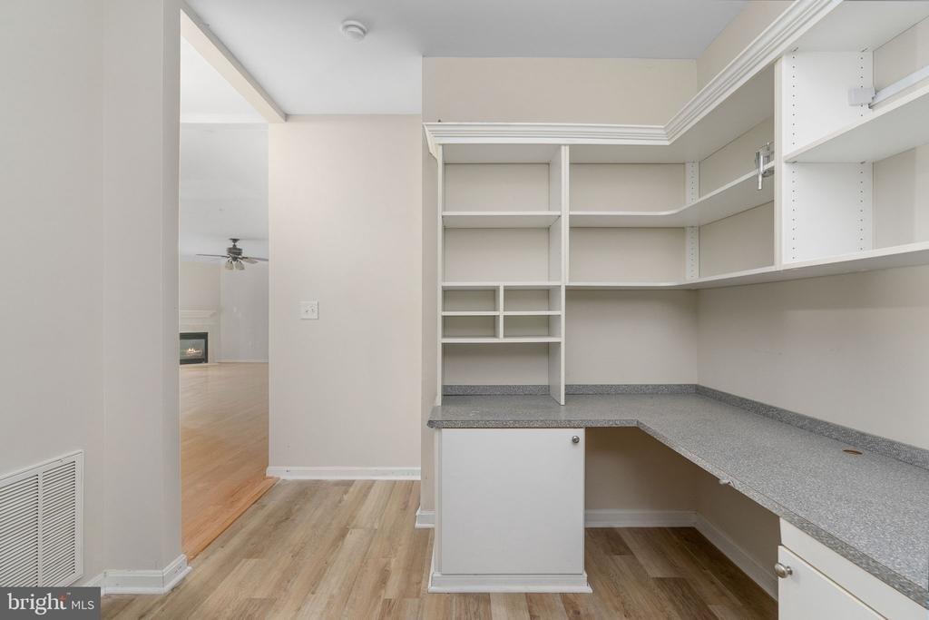 1621 Ladue - Photo 38