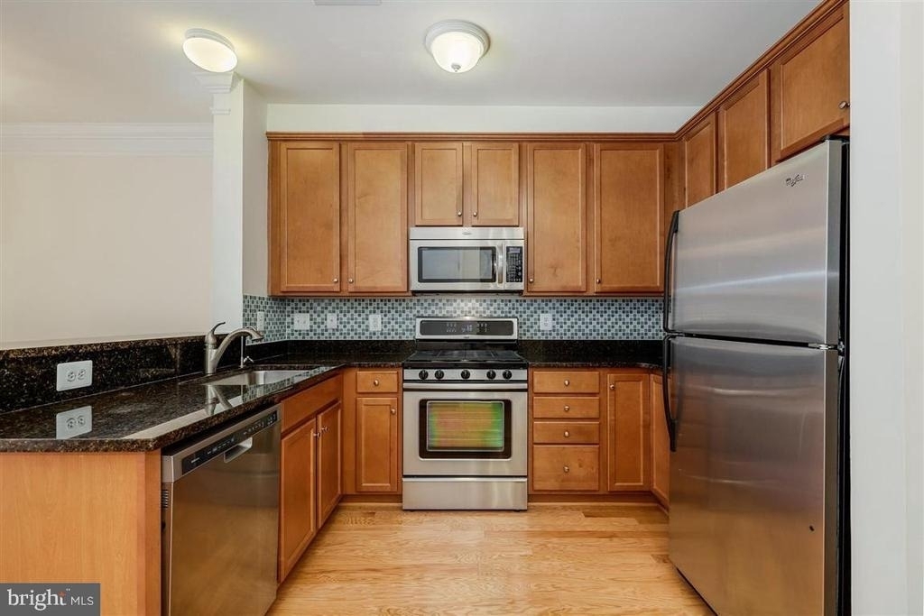15221 Leicestershire Street - Photo 22